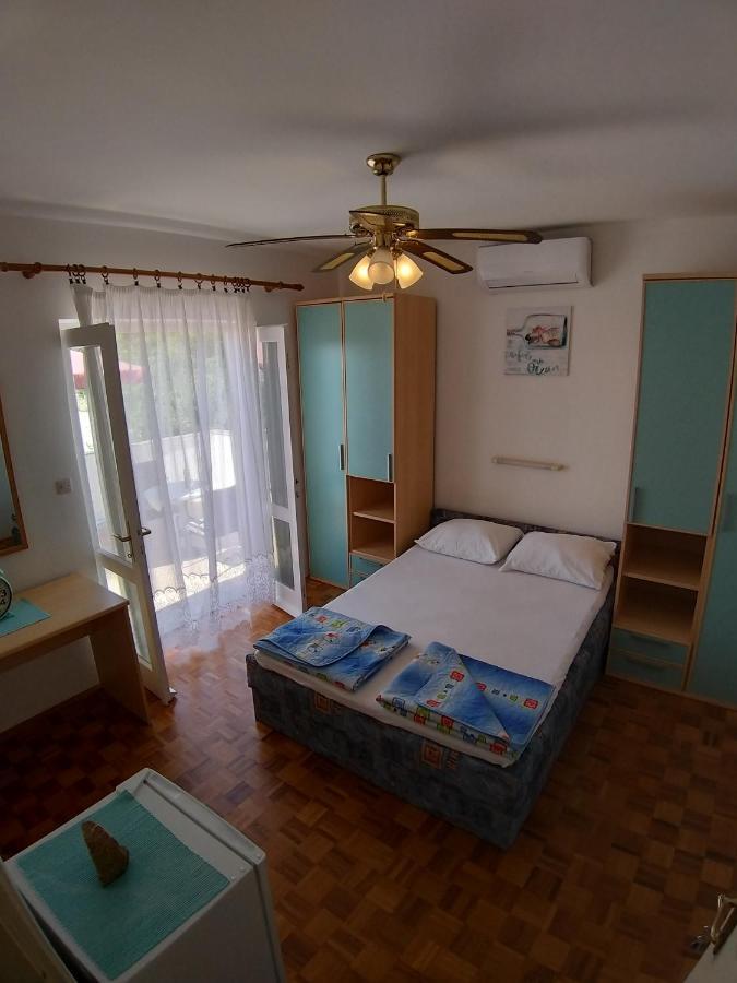 Balen Guest House 拉布 外观 照片